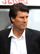 7h - Laudrup broken image