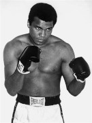 3h - Muhammad Ali broken image